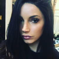 Nadège Lacroix (Les Anges 8) : Nouveau job et nouvelle couleur de cheveux !