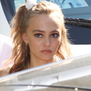 Exclusif - Lily-Rose Depp - Arrivées à l'enregistrement de l'émission TV "Vivement Dimanche prochain" à Paris. Le 14 septembre 2016