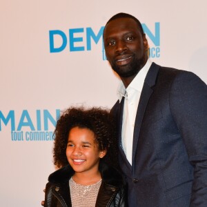 Omar Sy, Gloria Colston - Avant première du film "Demain tout commence" au Grand Rex à Paris le 28 novembre 2016. © Coadic Guirec/Bestimage