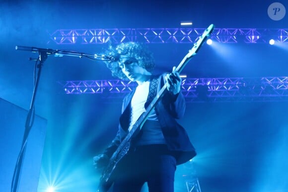 Le groupe de musique M83 en concert au Zénith à Paris, France, le 28 novembre 2016.