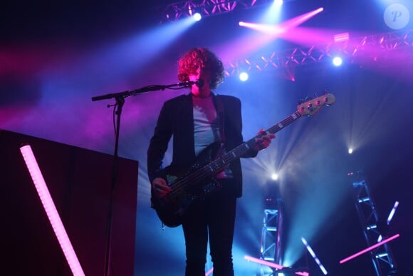Le groupe de musique M83 en concert au Zénith à Paris, France, le 28 novembre 2016.
