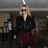 Khloe Kardashian arrive à l'aéroport de LAX à Los Angeles, le 5 novembre 2016  Khloe Kardashian keeps it cool and casual while arriving at LAX International Airport. 5 November 2016.05/11/2016 - Los Angeles