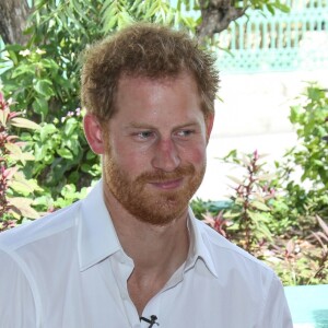Le prince Harry et Rihanna font un test HIV ensemble au square des héros à Bridgetown, La Barbade le 1er décembre 2016.