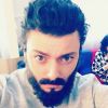 Kev Adams dévoilant son nouveau look sur une photo publiée le 1er décembre 2016 sur Instagram