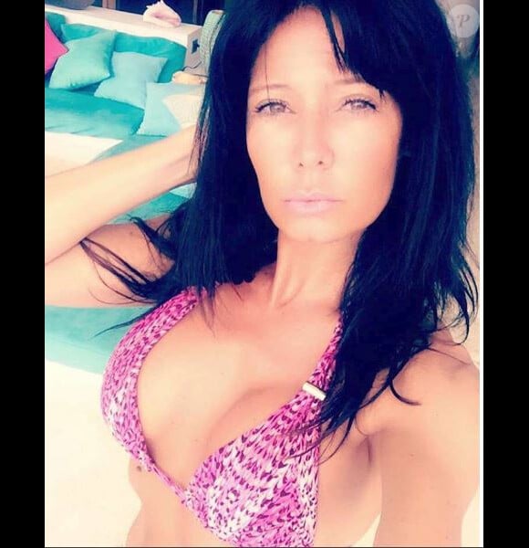 Nathalie de "La Villa des Coeurs Brisés 2" en bikini sur Instagram, septembre 2016