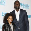 No Web - No Chaine Tv - Omar Sy et Gloria Colston lors de l'avant-première du film "Demain tout commence" au Grand Rex à Paris le 28 novembre 2016.