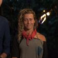 Denis Brogniart et Candice - Finale de "Koh-Lanta, L'île au trésor". Sur TF1, le 9 décembre 2016.