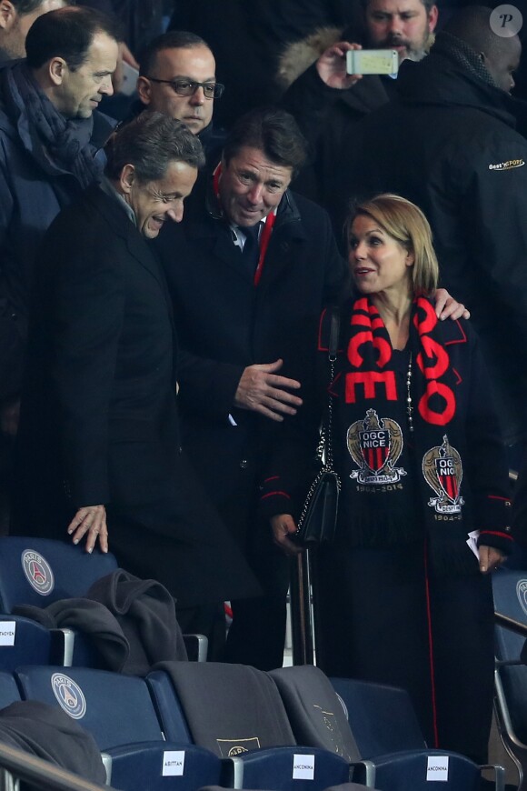 Nicolas Sarkozy, première sortie officielle après sa défaite à la primaire de la droite et du centre, Christian Estrosi et sa femme Laura Tenoudji (Laura du Web) lors du match Paris Saint-Germain contre OGC Nice au Parc des Princes à Paris, France, le 11 décembre 2016.