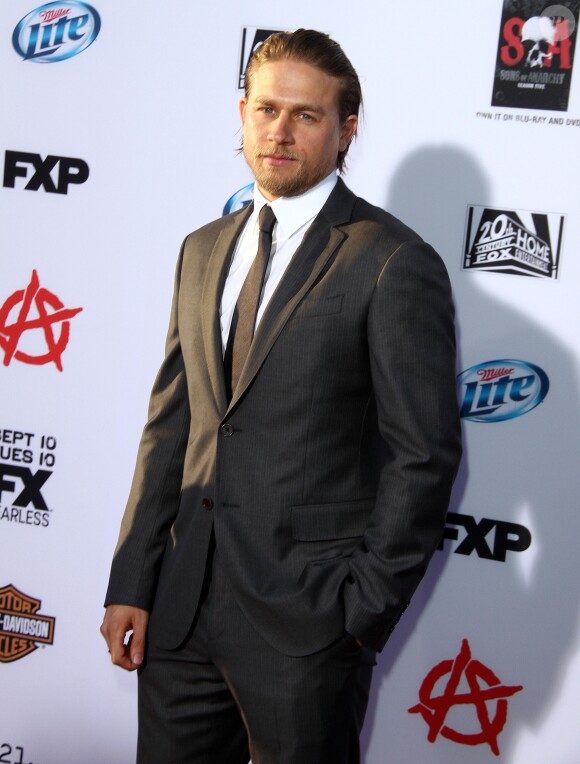 Charlie Hunnam - Première de 'Sons Of Anarchy Season 6' a Hollywood le 7 septembre 2013.