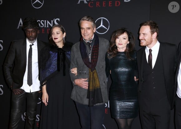 Michael K. Williams, Marion Cotillard enceinte, Jeremy Irons, Michael Fassbender - Avant-première du film Assassin's Creed' à l'AMC Empire à New York, le 13 décembre 2016