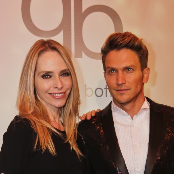 Tonya Kinzinger et Pierre Barbe (directeur de la Communication du Groupe Comexposium) lors du défilé du créateur Patrick Boffa au Plaza Athénée à Paris, France, le 8 décembre 2016. © Philippe Doignon/Bestimage