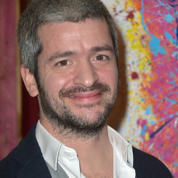 Le chanteur Grégoire - Soirée de présentation du clip du collectif "Seul Ensemble" au profit de la Maison des parents de l'hôpital Margency au Cirque Phénix de Paris le 12 décembre 2016.