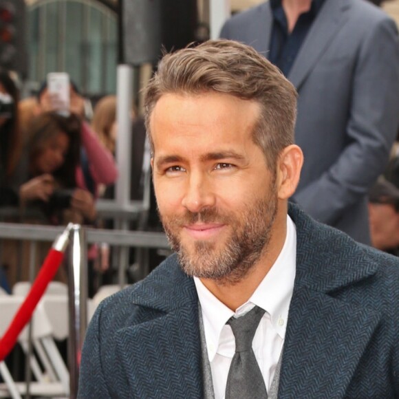 Ryan Reynolds reçoit son étoile sur le Walk of Fame à Hollywood, le 15 décembre 2016