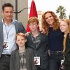 Robyn Lively avec son mari Bart Johnson et leurs enfants Baylen, Kate et Wyatt Johnson - Ryan Reynolds reçoit son étoile sur le Walk of Fame à Hollywood, le 15 décembre 2016