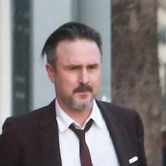 Exclusif - David Arquette à la sortie d'un immeuble à Hollywood, le 13 décembre 2016