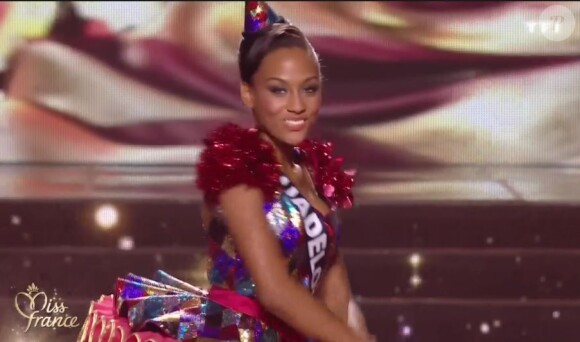 Miss Guadeloupe 2016 : Morgane Thérésine - Les candidates en lutin sexy de Noël pour le titre de Miss France 2017 - Concours Miss France 2017. Sur TF1, le 17 décembre 2016. 