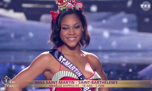 Miss Saint-Martin/Saint-Barthélémy : Anaëlle Hyppolyte - Les 30 candidates pour le titre de Miss France 2017 défilent en maillot de bain - Concours Miss France 2017. Sur TF1, le 17 décembre 2016. 