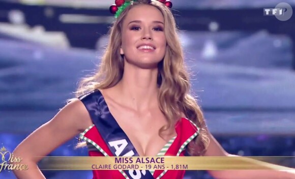 Miss Alsace 2016 : Claire Godard - Les 30 candidates pour le titre de Miss France 2017 défilent en maillot de bain - Concours Miss France 2017. Sur TF1, le 17 décembre 2016. 