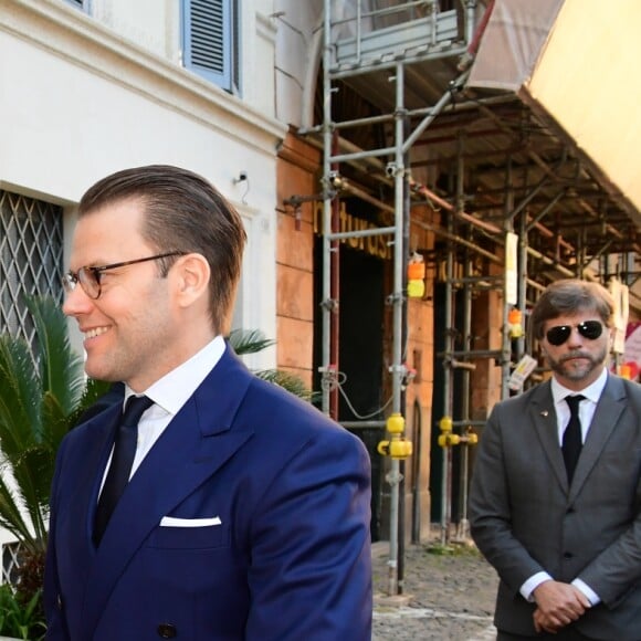 La princesse Victoria et le prince Daniel de Suède rencontrent les religieuses de l'Ordre du Saint-Sauveur à Rome, le 15 décembre 2016, lors de leur déplacement à Rome.15/12/2016 - Rome