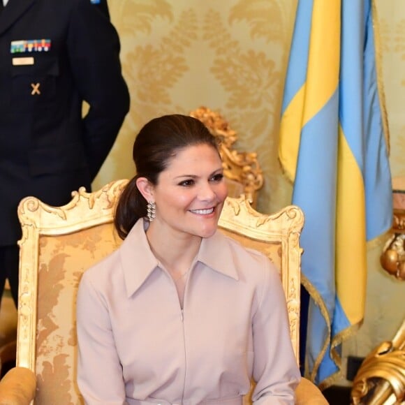 La princesse Victoria et le prince Daniel de Suède rencontrent Laura Boldrini, présidente de la chambre des députés d'Italie lors de leur déplacement à Rome, le 15 décembre 2016.15/12/2016 - Rome