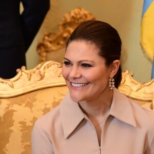 La princesse Victoria et le prince Daniel de Suède rencontrent Laura Boldrini, présidente de la chambre des députés d'Italie lors de leur déplacement à Rome, le 15 décembre 2016.15/12/2016 - Rome