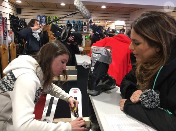 Valérie Benaïm au ski à Montgenèvre pour le tournage d'un prime, Twitter, 17 décembre 2016