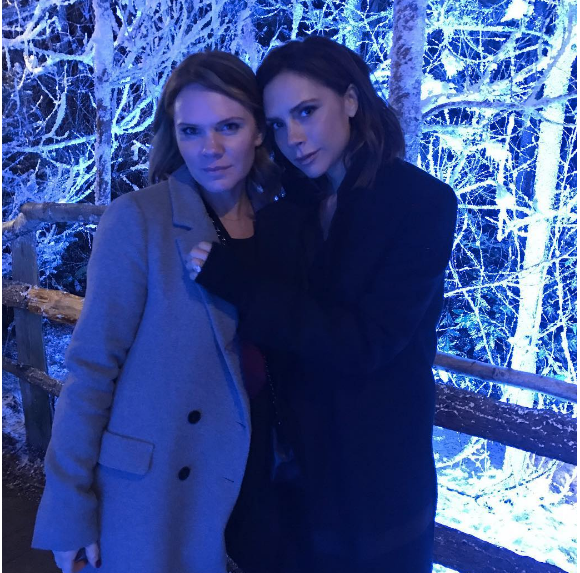Victoria Beckham a publié une photo d'elle avec sa soeur Louise sur sa page Instagram le 19 décembre 2016