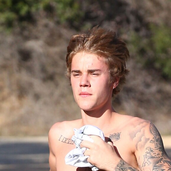 Justin Bieber fait son jogging à Hollywood le 20 décembre 2016.