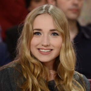 Chloé Jouannet (fille d' Alexandra Lamy) - Enregistrement de l'émission "Vivement Dimanche" à Paris le 19 mars 2014.