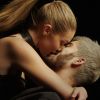 Gigi Hadid et Zayn Malik dans le clip de la chanson "Pillowtalk". Janvier 2016.