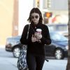 Lucy Hale fait du shopping à Los Angeles le 9 décembre 2016 © CPA / Bestimage
