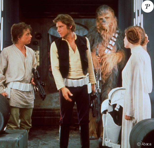 Mark Hamill, Harrison Ford, Peter Mayhew et Carrie Fisher dans Star Wars - Episode IV Un nouvel espoir en 1977