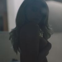 Kylie Jenner, créature érotique : Nue et mouillée dans les bras de Tyga