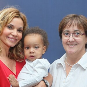 Exclusif - Ingrid Chauvin, Leïla et sa mère d'accueil - Enregistrement du clip de la chanson "Coeur à coeur" au profit de Mécénat Chirurgie Cardiaque aux studios de la Seine à Paris, le 14 décembre 2016.  © CVS/Bestimage