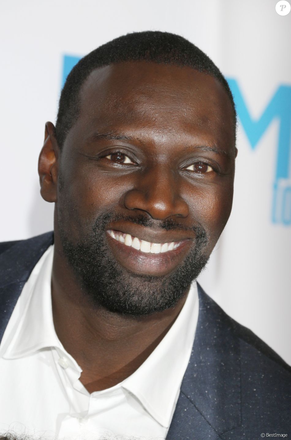 Omar Sy Omar Sy lors de l'avant-première du film Demain tout commence au Grand
