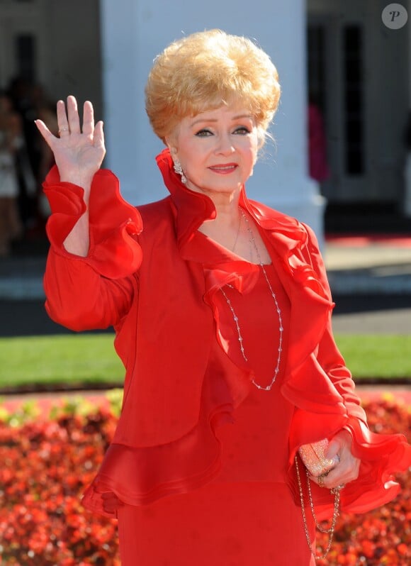 Debbie Reynolds lors de l'ouverture d'un nouveau casino à West Sulfur Springs en 2010.