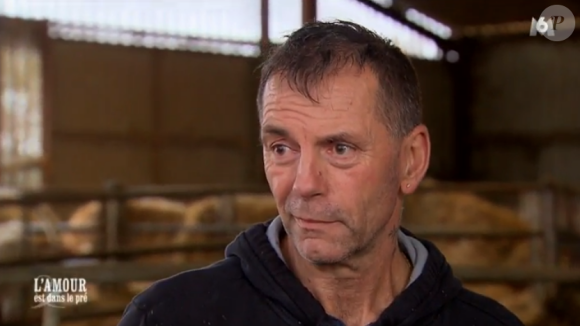 Gilles (57 ans), céréalier et éleveur de taurillons en Nouvelle Aquitaine. "L'amour est dans le pré 2017" sur M6. Janvier 2017.