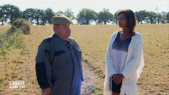 Gérard alias "Gégé" (52 ans), éleveur de vaches et de brebis allaitantes en Nouvelle Aquitaine. "L'amour est dans le pré 2017" sur M6. Janvier 2017.