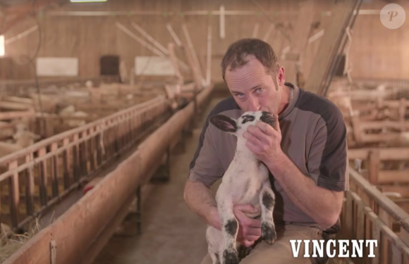 Vincent, 45 ans et père de deux enfants, est éleveur de brebis allaitantes en Occitanie. C'est un candidat de "L'amour est dans le pré 2017".