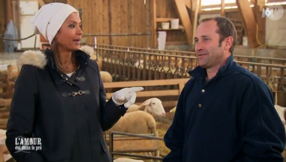 Vincent (45 ans), éleveur de brebis allaitantes en Occitanie. "L'amour est dans le pré 2017" sur M6. Janvier 2017.