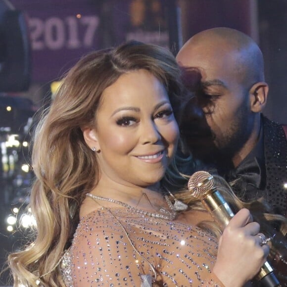 Mariah Carey sur scène à Times Square pour le réveillon à New York, le 31 décembre 2016