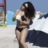 Shera Kerienski (Blogueuse/YouTubeuse beauté) profite de la plage à Miami, Floride, Etats-Unis, le 14 décembre 2016.