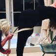 Geri Halliwell enceinte, lors d'un cours de yoga prénatal. Photo publiée sur Instagram, le 5 janvier 2017