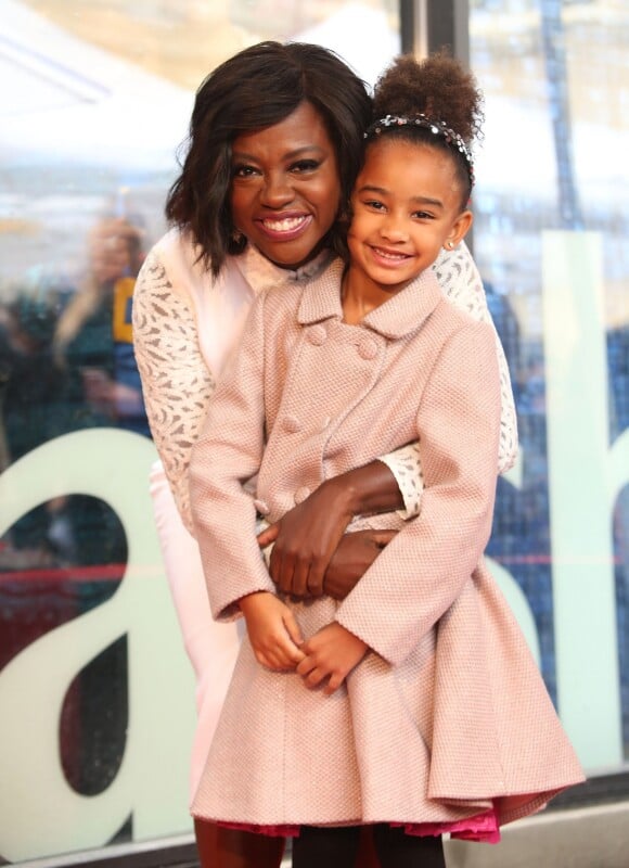 Viola Davis et sa fille Genesis Tennon lors de l'inauguration de l'étoile de Viola Davis sur le Walk of Fame à Hollywood le 5 janvier 2017.