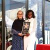 Meryl Streep et Viola Davis lors de l'inauguration de l'étoile de Viola Davis sur le Walk of Fame à Hollywood le 5 janvier 2017.