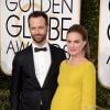 Benjamin Millepied et Natalie Portman (robe Prada) enceinte lors des Golden Globe Awards, Beverly Hills, Los Angeles, le 8 janvier 2016.