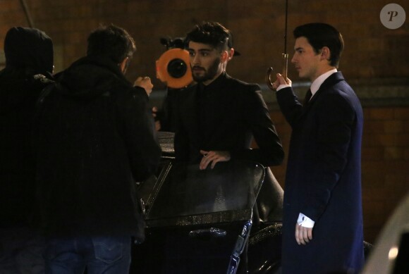 Zayn Malik sur le tournage du clip I Don't Wanna Live Forever à l'hôtel St Pancras à Londres, le 7 janvier 2017.