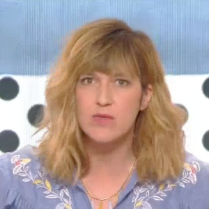 Vif échange entre Daphné Bürki et Emilie Besse dans "La Nouvelle édition" sur C8. Le 12 janvier 2017.