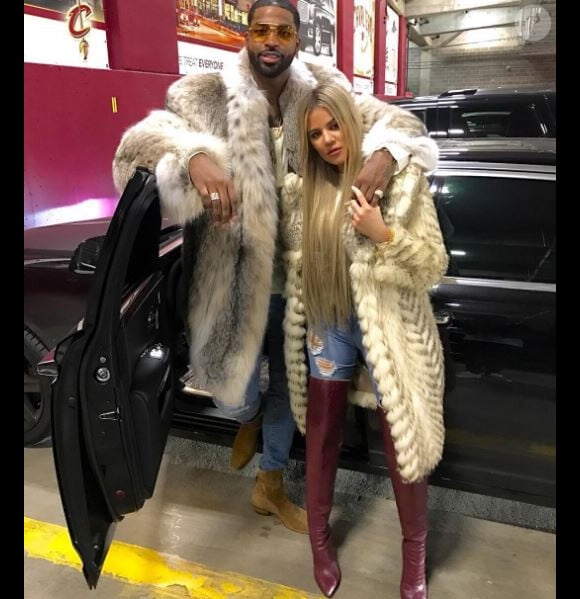 Photo de Khloé Kardashian et Tristan Thompson. Décembre 2016.