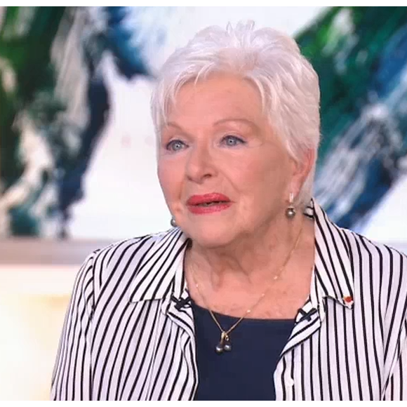 Line Renaud dans l'émission "Thé ou Café" sur France 2 le 14 janvier 2017